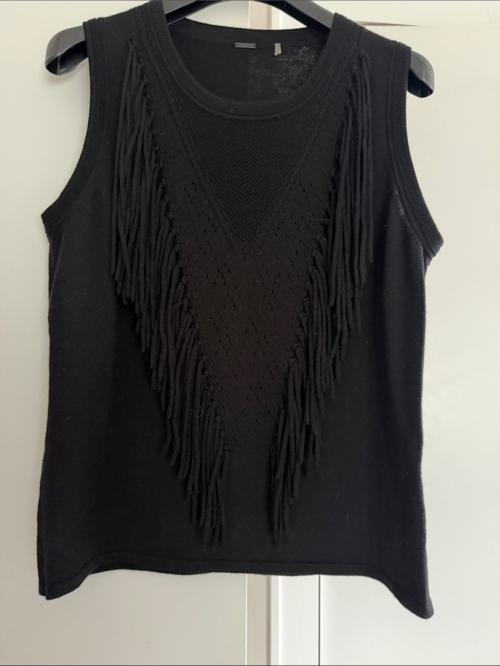 Elie Tahari Black extra fine merino wool Sleeveless Fringe Knit Tank size L